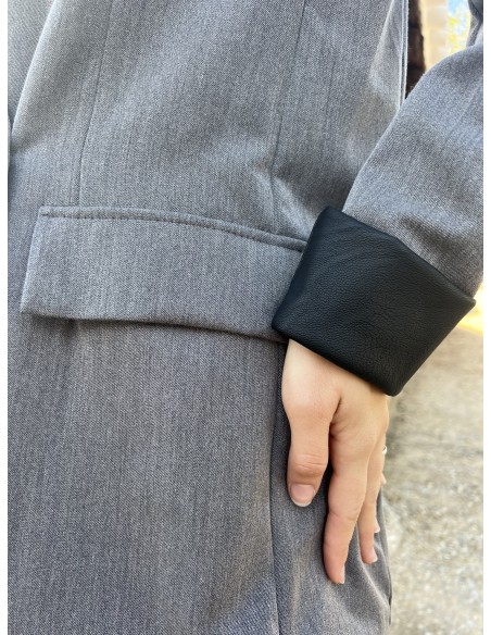 Blazer puño polipiel