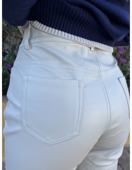 Pantalon recto polipiel