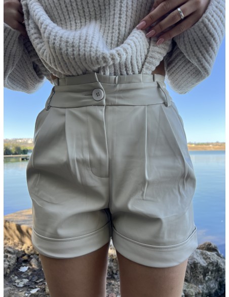 Short pinzas polipiel boton