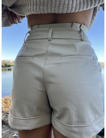 Short pinzas polipiel boton