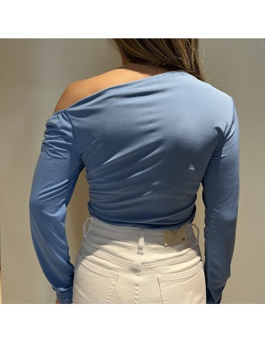 Body hombro caido detalle dorado