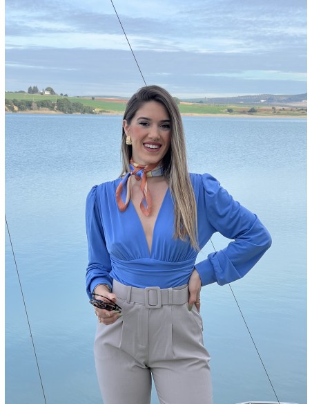 Body manga larga escote V